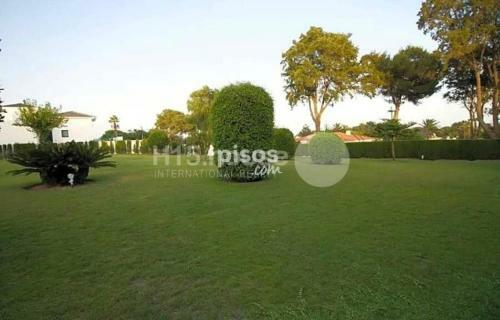 Apartamento Reformado En Sotogrande Con Piscina Y Garaje