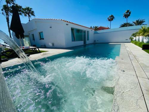 Villa Lucia Con Vista Mar Y Piscina Privada
