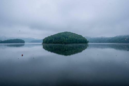 Villa The Lake House - Dom Nad Samym Jeziorem Ro?nowskim