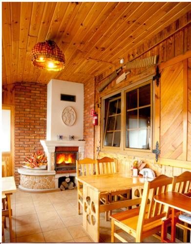 Bed & Breakfast Karczma Regionalna M?yn