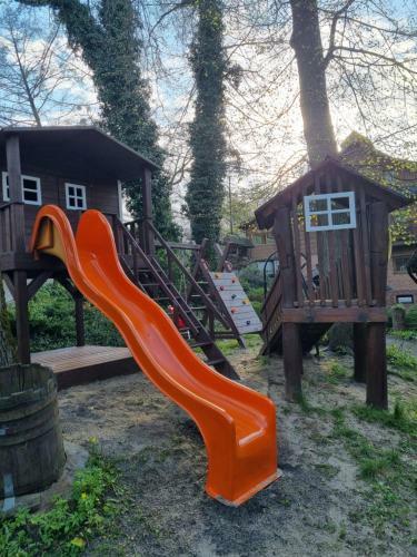 Bed & Breakfast Karczma Regionalna M?yn