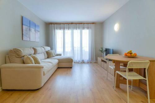 Apartamento A 200 M Del Puerto, Bonanza 15 1c