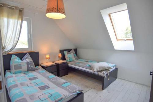 Holiday Home, Debina