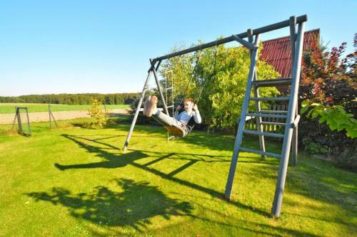 Holiday Home, Oswino
