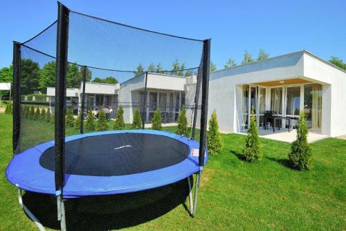 Holiday Resort, Sianozety