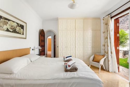 Los Gigantes Cliffs And Ocean Front Villa