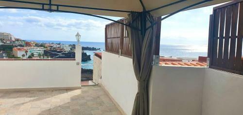 Large 150 M2 Apartment, Nice View And Location !
