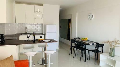 Playa La Arena Apartment By The Beach