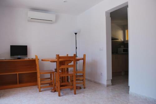 Apartamentos Les Palmeres