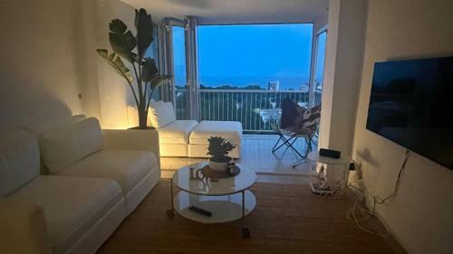 Apartamento de Luxe Al Lado de Playas Cam� de Ronda