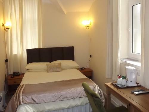 Hostal Palace Hotel - Small Hotel