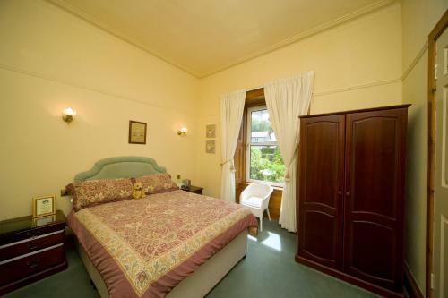Hostal The Old Manse