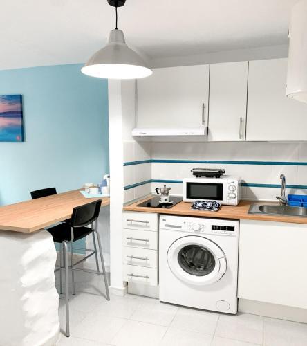 Apartamento Puerta Del Sol - Aroma de Mar II - Door 270