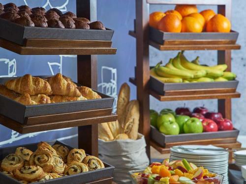 Hotel Ibis Budget Warrington Lymm Services