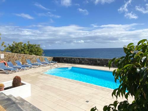 Puerto Calero Seafront Villa