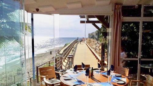 Mi Capricho A17 Beachfront Apartment
