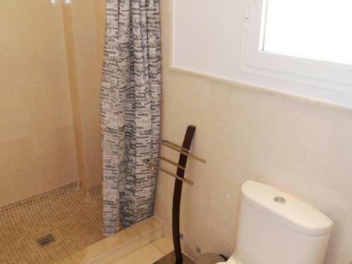 15 Sunny Apartment, Terrace, Wifi!