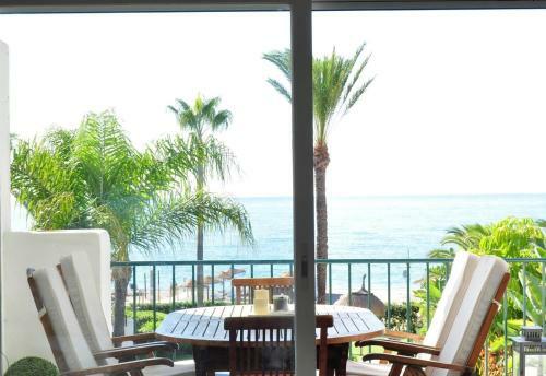 Frontline Beach Apartment