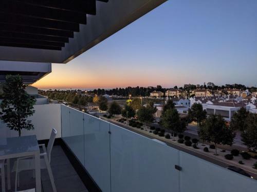 Lets In The Sun - Cala Serena Luxury Apartment