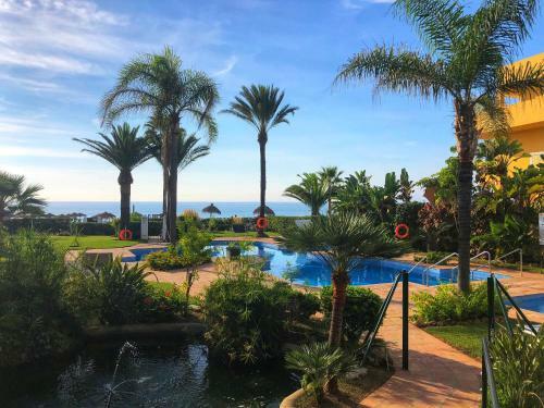 Lets In The Sun Arruzafa Playa Apartment