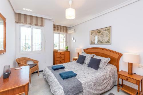 Apartamento 2br Torrenueva Park - La Cala With Swimming Pool