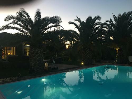 Villa Con Piscina - Stintino