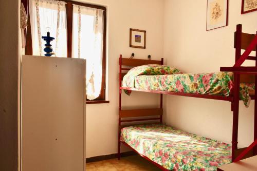 Apartamento Appartamento Giardino Via Dei Mirti 3