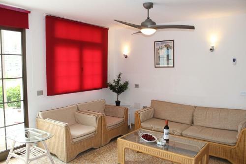 Casa Feliz Con Parking Privado Gratis