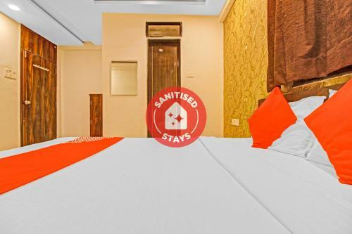 Oyo Flagship 84176 Hotel Savali