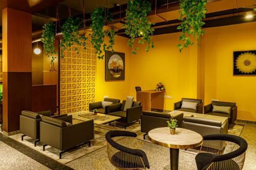 Hotel Benale International