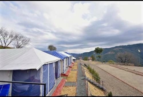 Hotel Snowdrop Eco Resort