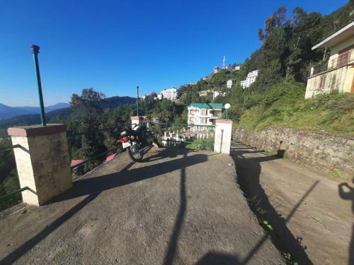 Hotel Rashi Resorts