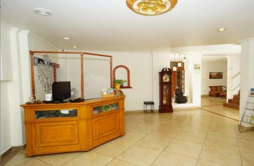 Hotel Sadhoo Heritage Resort