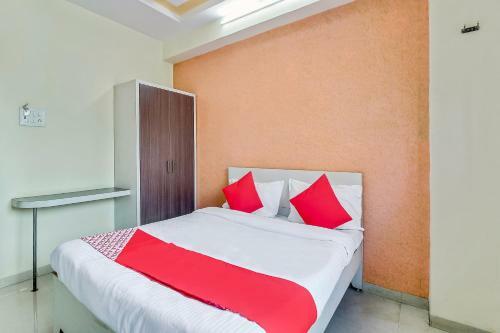 Oyo Flagship 48365 Hotel Shiva's Castle