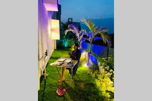 Villa Charming 3bhkgarden Bungalow With Rooftop Jacuzzi