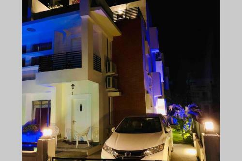 Villa Charming 3bhkgarden Bungalow With Rooftop Jacuzzi