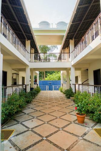 Hotel Marine Studios Le Pension