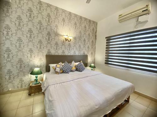 Eko Stay - Green Door Apartment