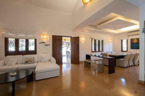 Villa Casa Delmar Close To Candolim Beach