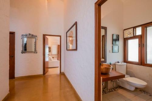 Villa Casa Delmar Close To Candolim Beach