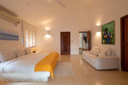 Villa Casa Delmar Close To Candolim Beach