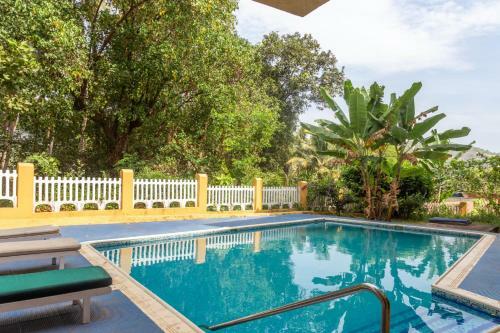 Apartamento Dona Karen - Pool Facing 2bhk In Candolim