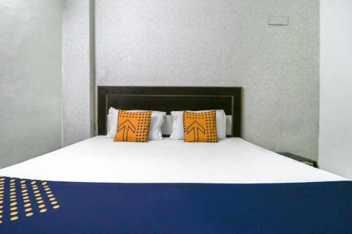 Spot On 66926 Hotel Sun Light