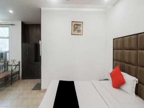 Hotel Oyo 8086 Motel Maurya