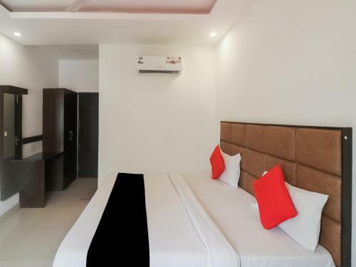 Hotel Oyo 8086 Motel Maurya