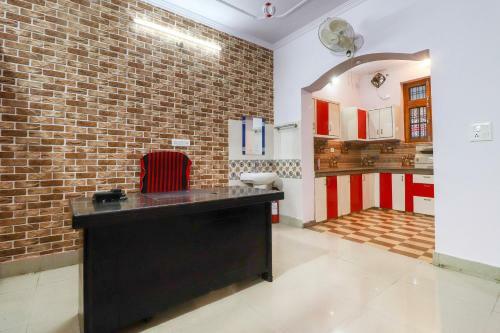 Hotel Oyo 62940 Orbit Palace