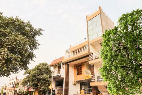 Hotel Oyo Flagship 61199 Shree Ji Guest Inn