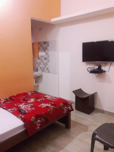 Hotel Chalukya Comforts ( C.c )