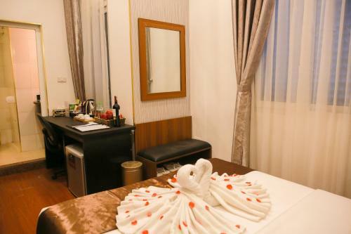 Royal Hotel