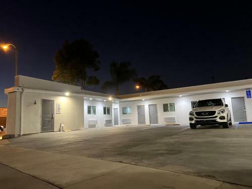 Motel Erth Inn By Aga Bell Gardens